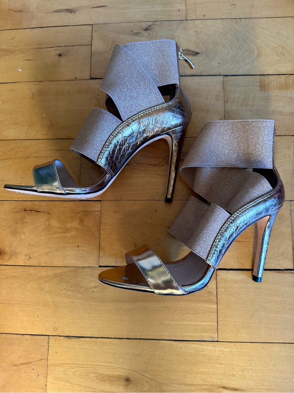 Vince Camuto Metallic Gold Glitter Strappy Stiletto Heels Size 6